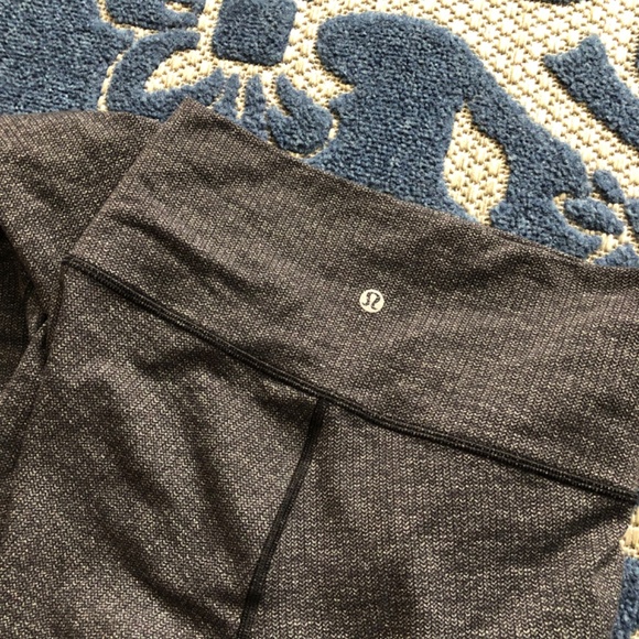 Lululemon Athletica Charcoal Leggings - Picture 5 of 5